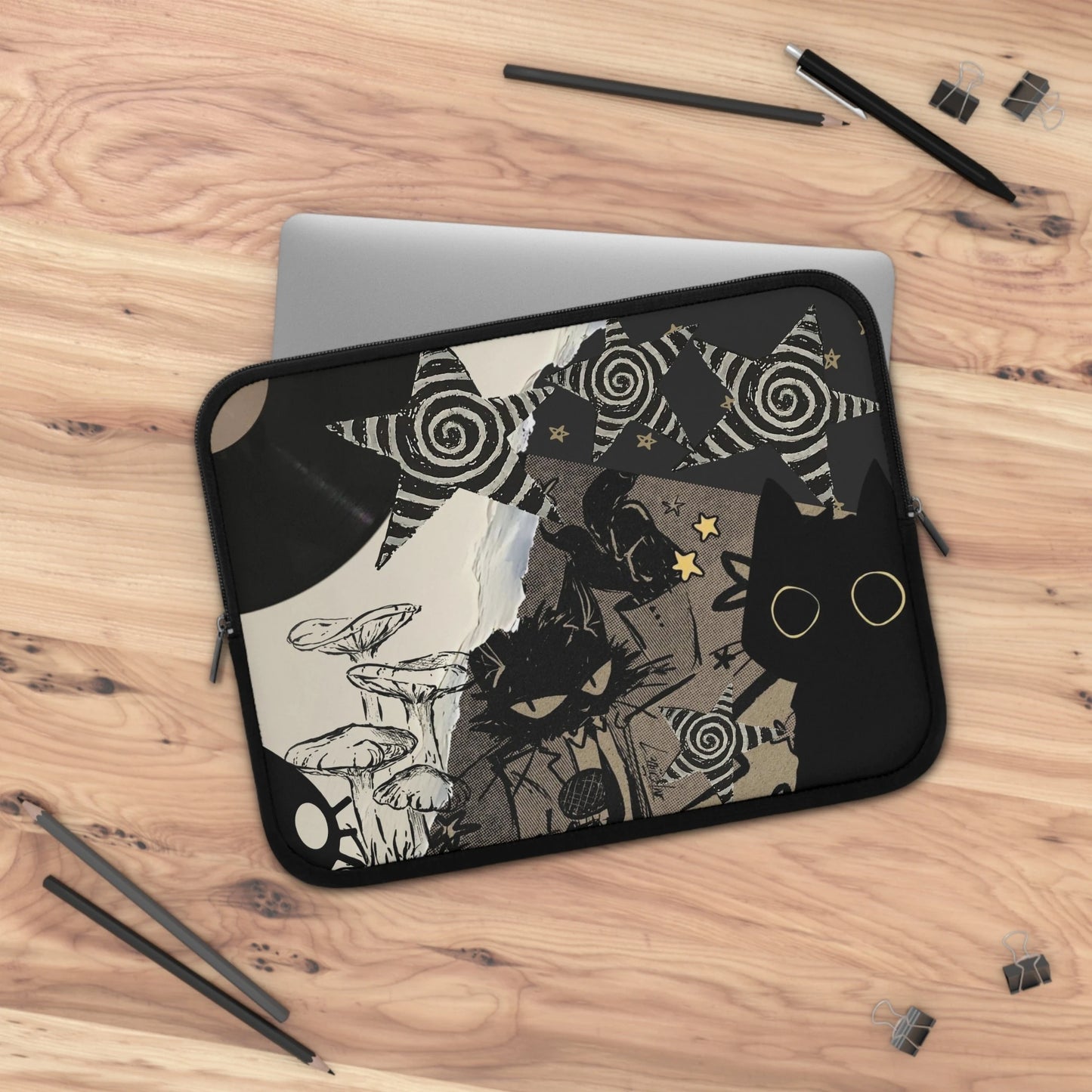 Grunge Cat Laptop Sleeve — Gothic & Witchcore Laptop Case