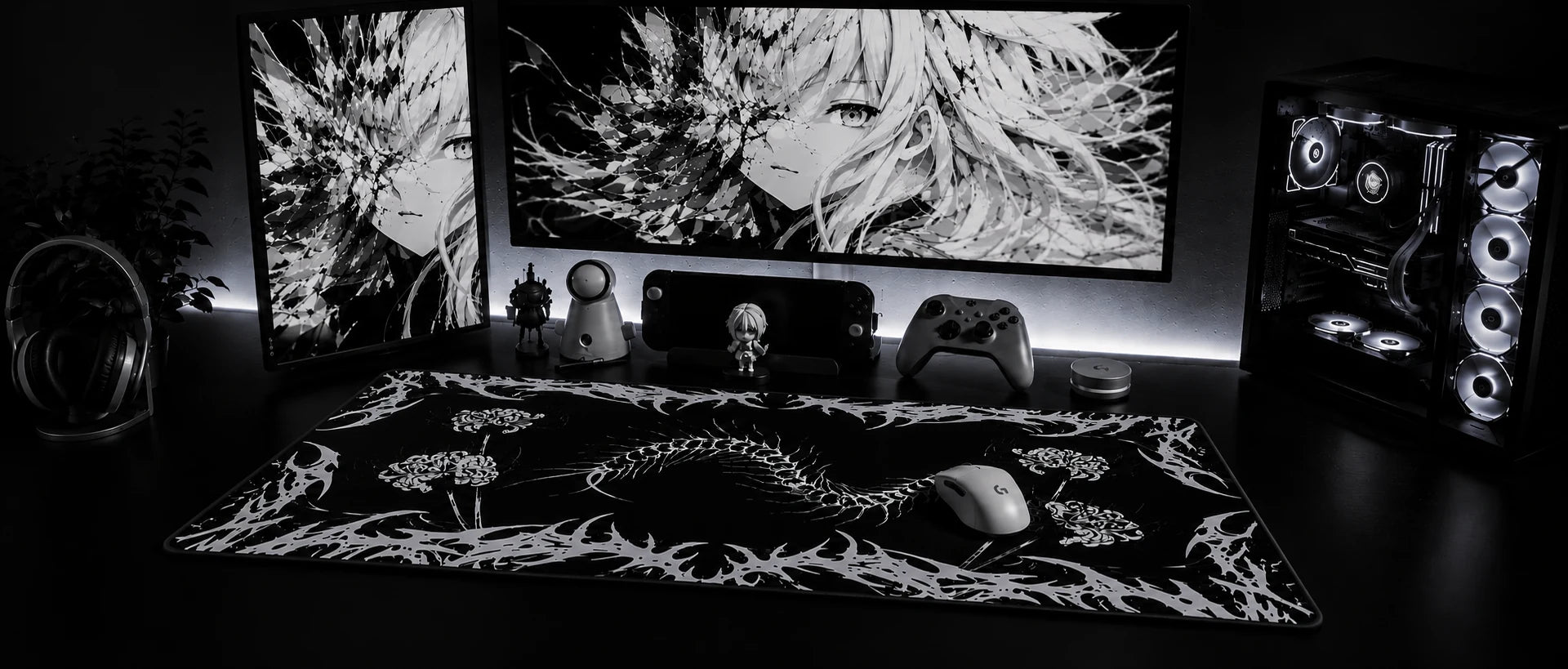 gothic-centipede-mousepad-mobile-banner.webp